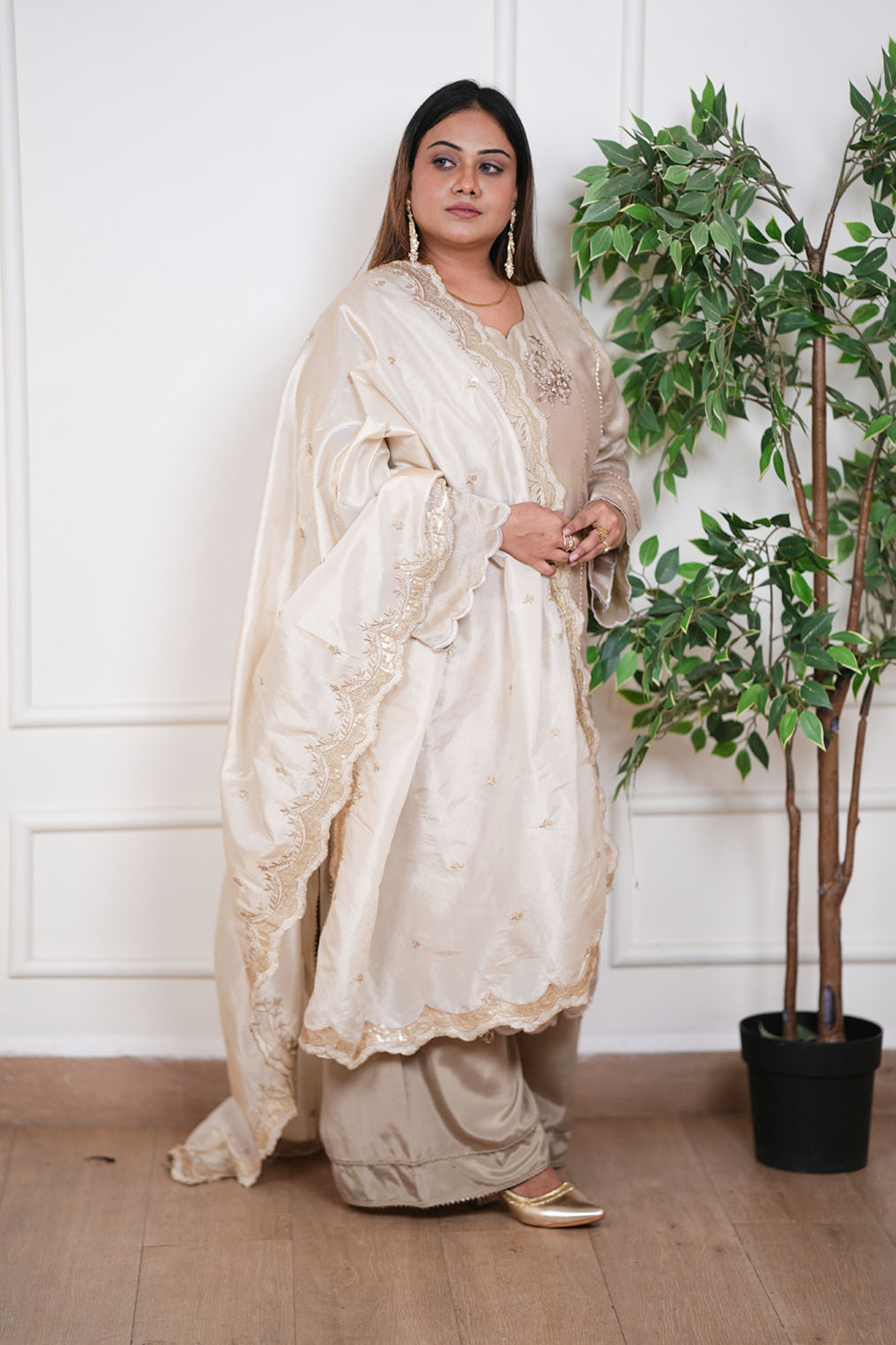 Elysia Ivory Signature Ensemble