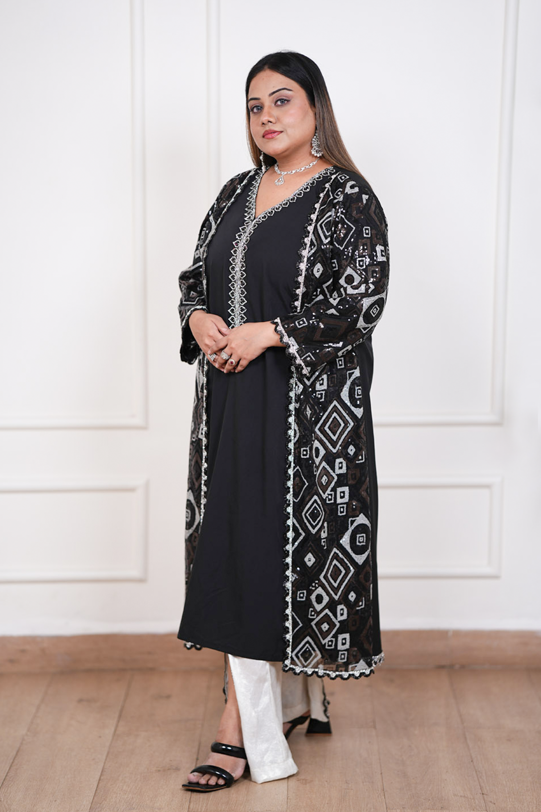 Noirah Monochrome Statement Ensemble