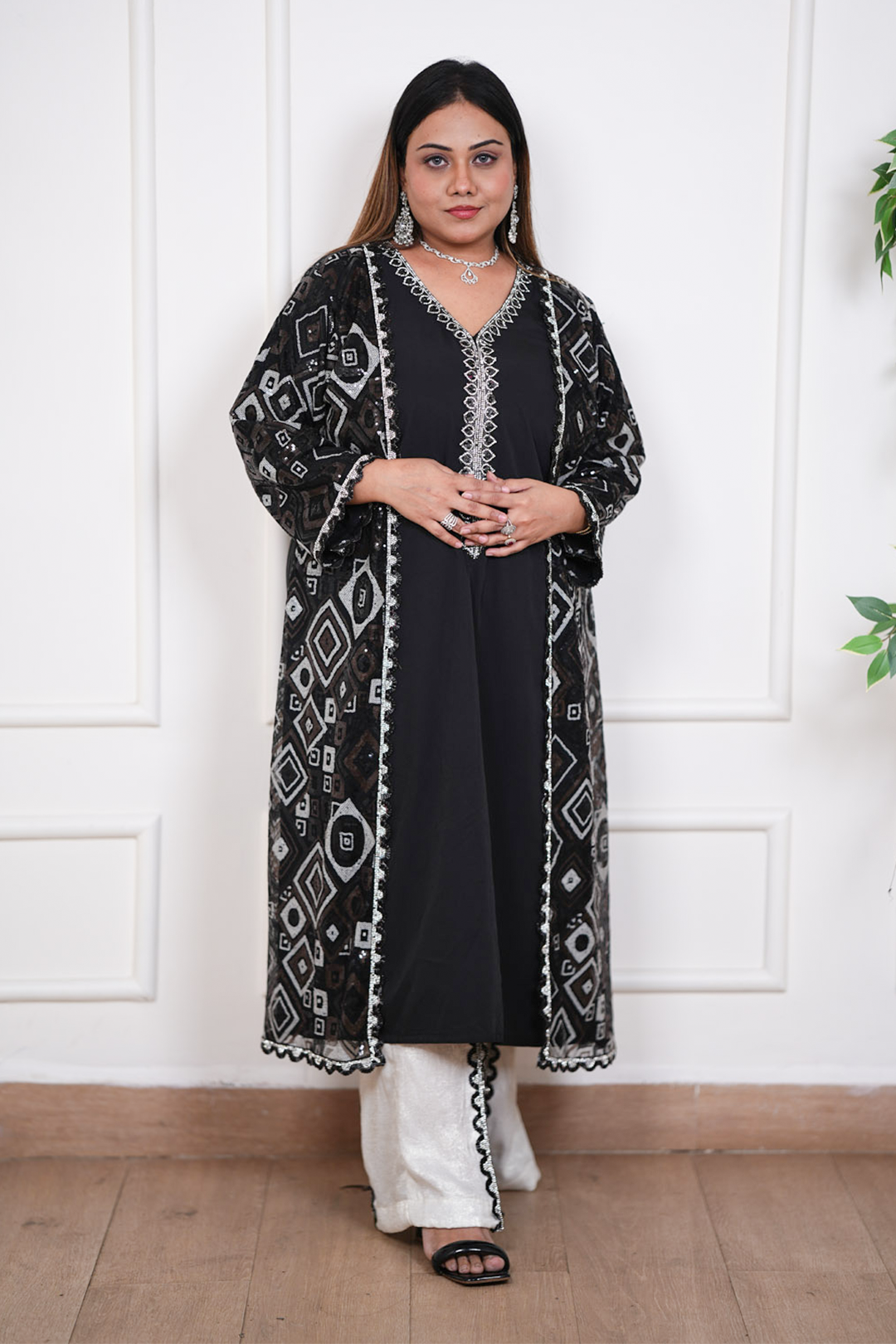 Noirah Monochrome Statement Ensemble