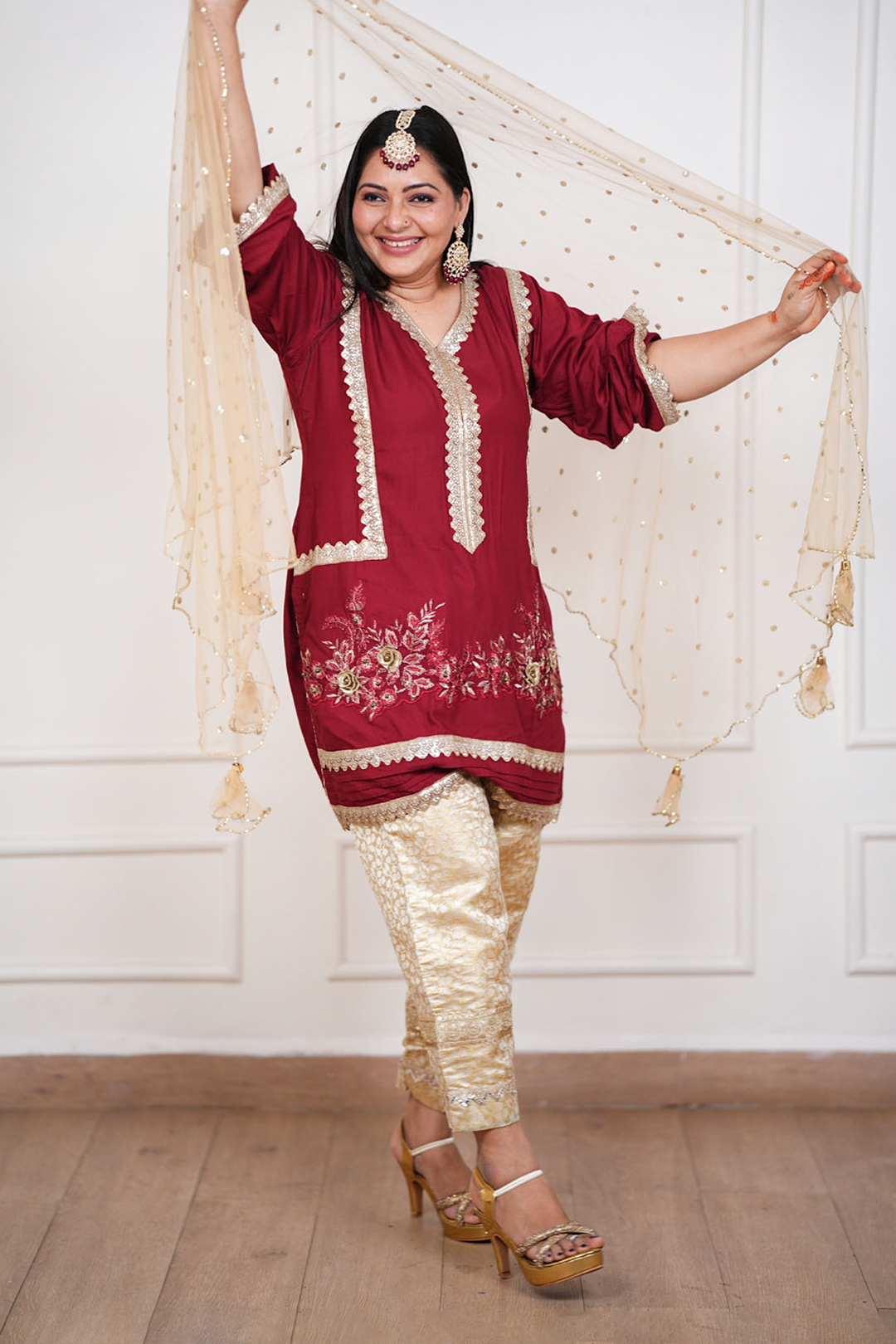 Noor-e-Zar Heritage Suit