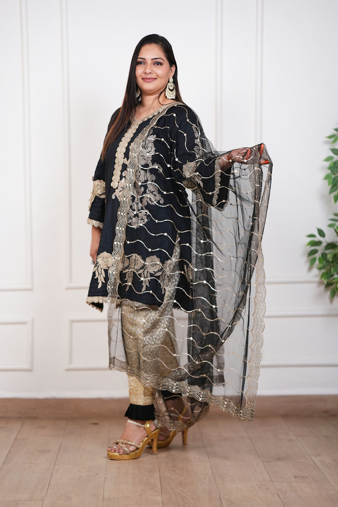Zeline Noir Black Gold Ensemble