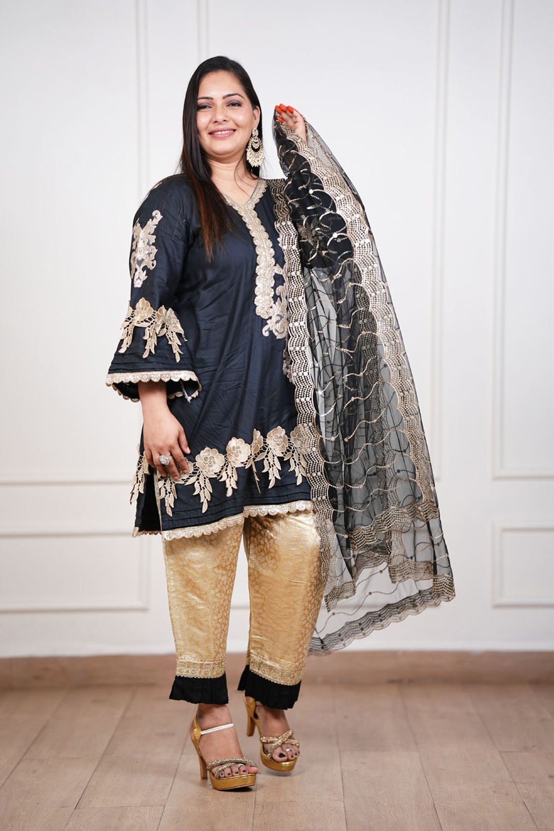 Zeline Noir Black Gold Ensemble