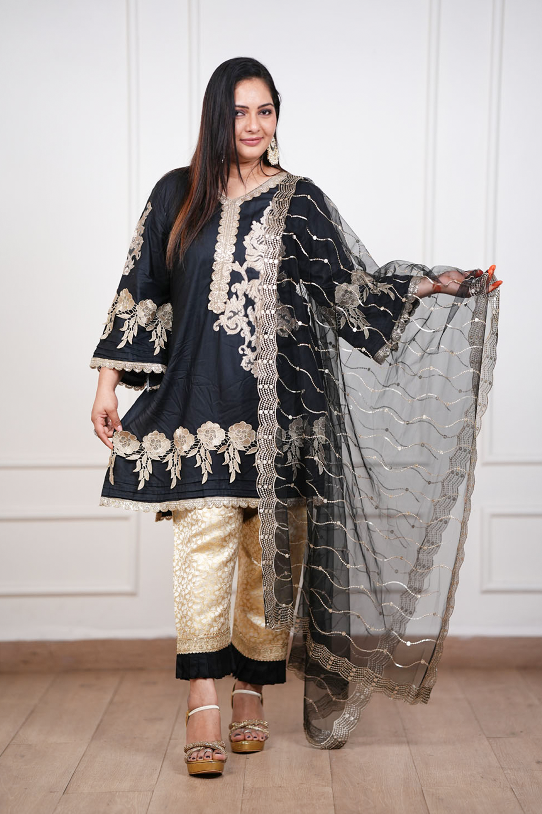 Zeline Noir Black Gold Ensemble